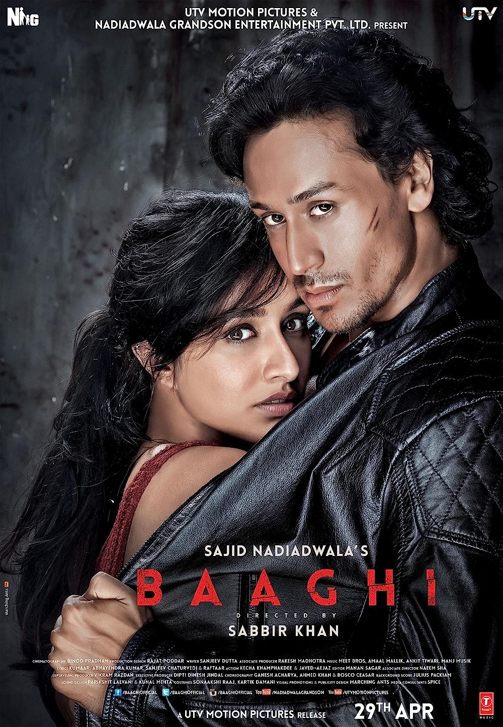 Baaghi 2016 Hindi Movie 400MB BluRay 480p x264 ESub
