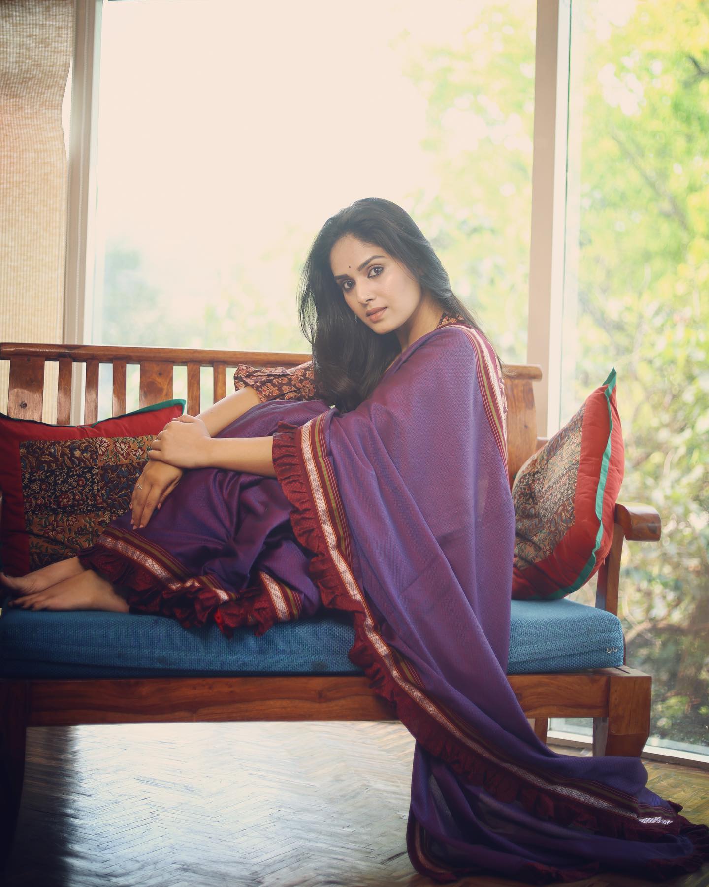 Download Romance With Husband – Pallavi Patil (2023) UNCUT Hindi Hot Short Film 720p HDRip 100MB