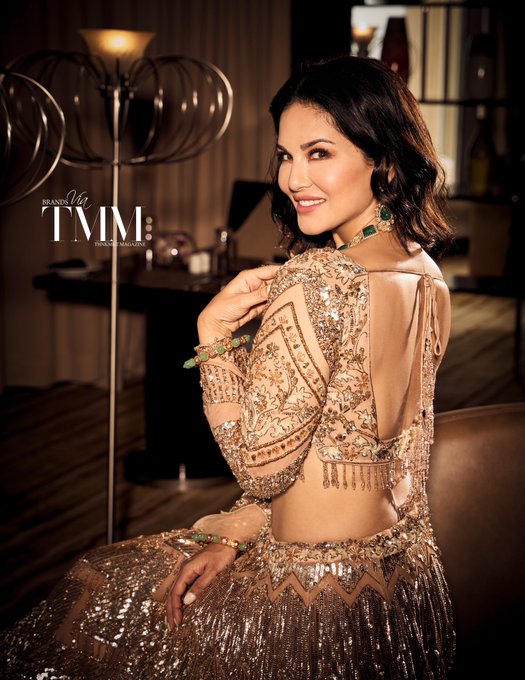 Gorgous Look – Sunny Leone (2023) Hindi Uncut Hot Video 720p HDRip 70MB Download