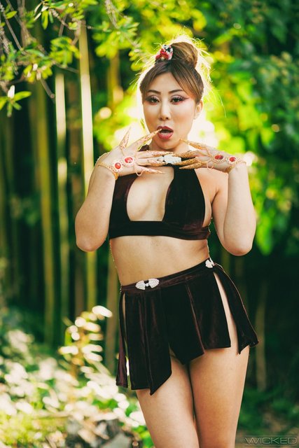 Blind folded Cutie Gets Huge Bbc Surprise (2024) BlackedRaw English Short Film 720p HDRip 350MB Download