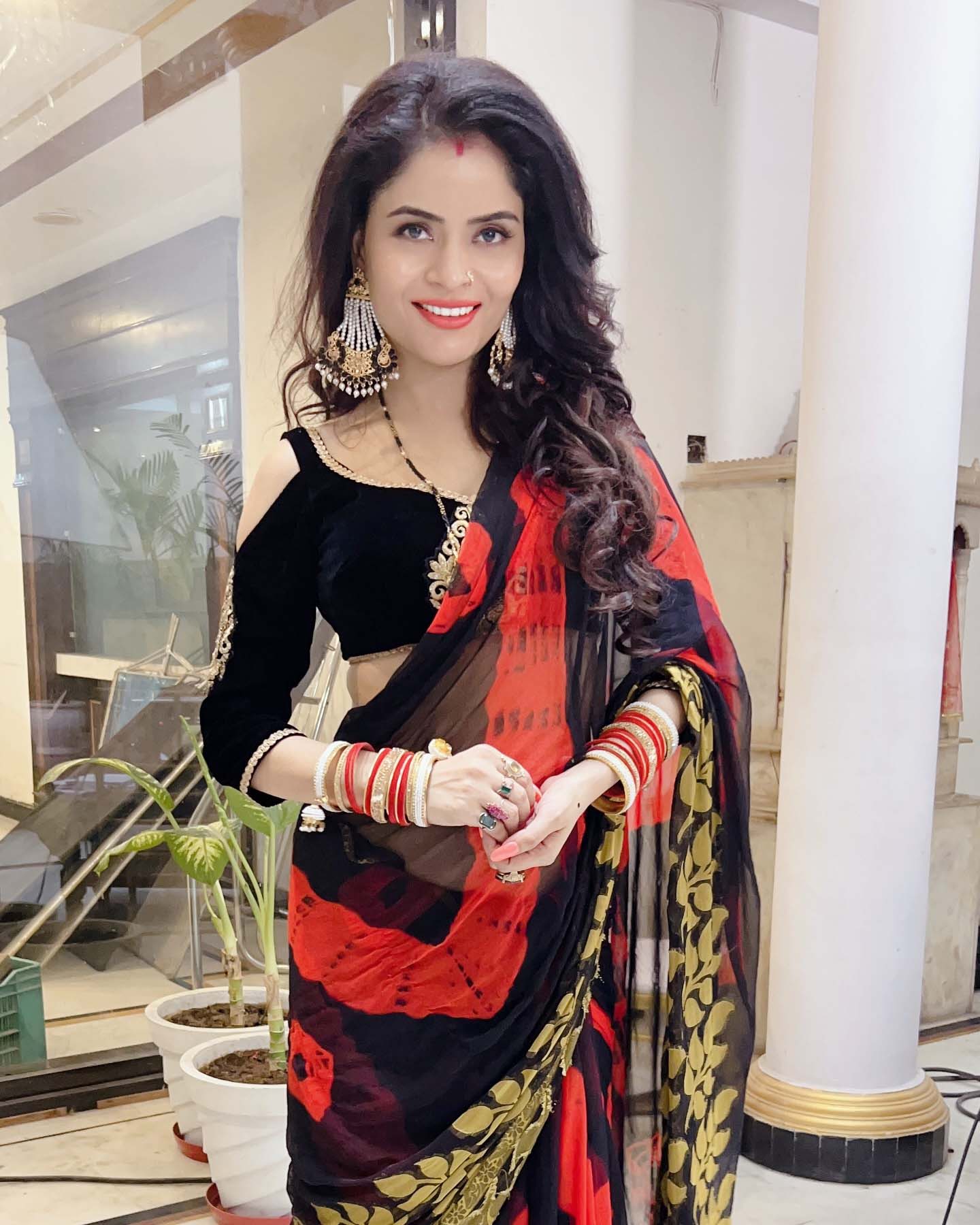 L Lag Gaye – Gehana Vasisth (2024) Hindi Uncut Hot Short Film 720p HDRip 200MB Download