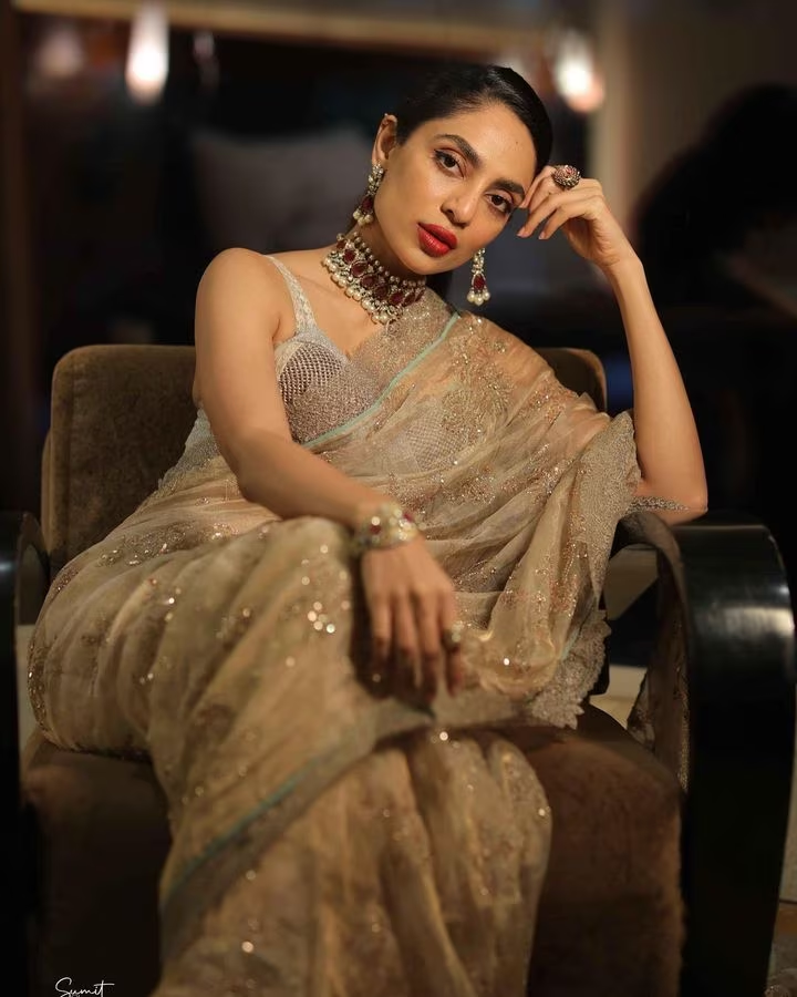 Made In Haven – Sobhita Dhulipala (2024) UNCUT Hindi Hot Short Film 720p HDRip 80MB Download