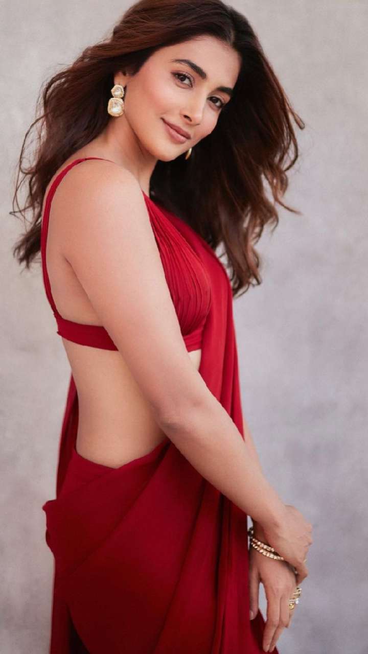 Actress – Pooja Hegde (2025) Uncut Hot Short Film 720p HDRip 100MB Download