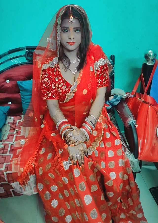 Desi Hot Bhabhi – Srimoyee (2025) Hindi Uncut Hot Short Film 720p HDRip 350MB Download