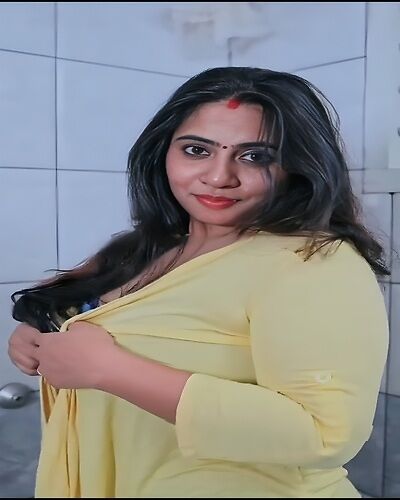 Nila Nambiar Bath Clip Video (2025) Hindi Hot Short Film 720p HDRip 150MB Download