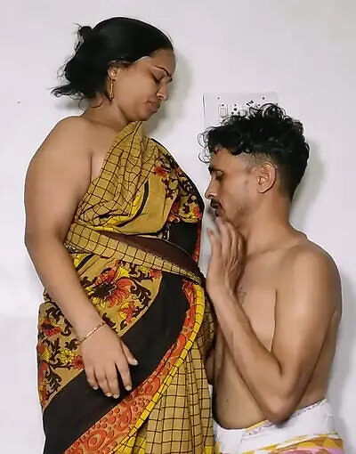 Bhabhi Doggystyle 2025 Hindi Hot Short Film 720p HDRip 250MB Download