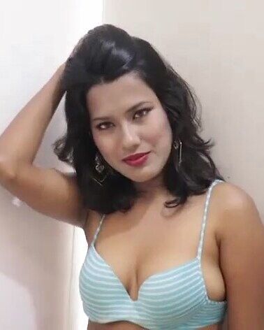 Model Moumita Actress Bikini Shoot (2026) Hindi Hot Short Film 720p HDRip 150MB Download